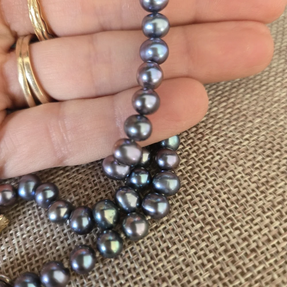 14kt Vintage Peacock Pearls